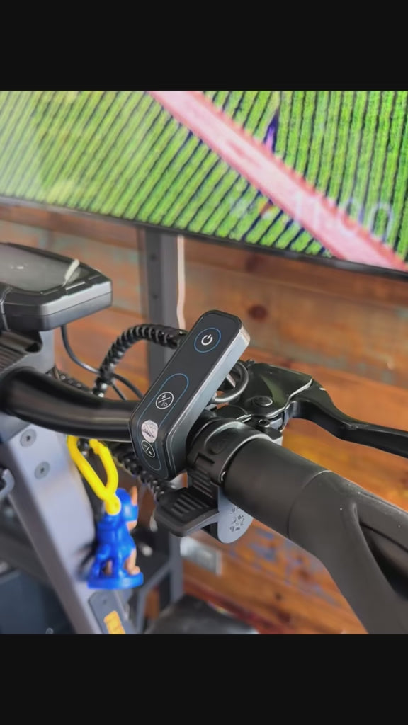 Kit acelerador + conector para Ausom